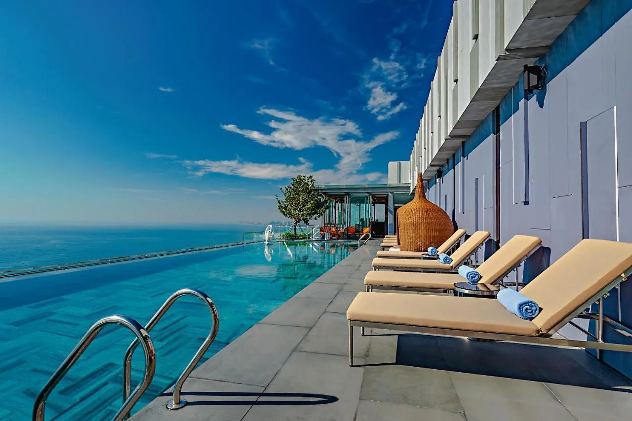 Le Sands Oceanfront Danang Hotel 4*, 다낭