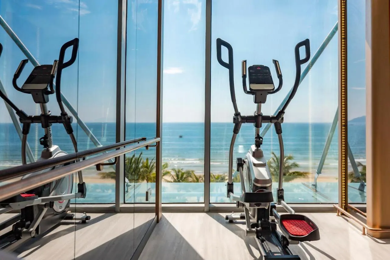 Le Sands Oceanfront Danang Hotel 4*, 다낭