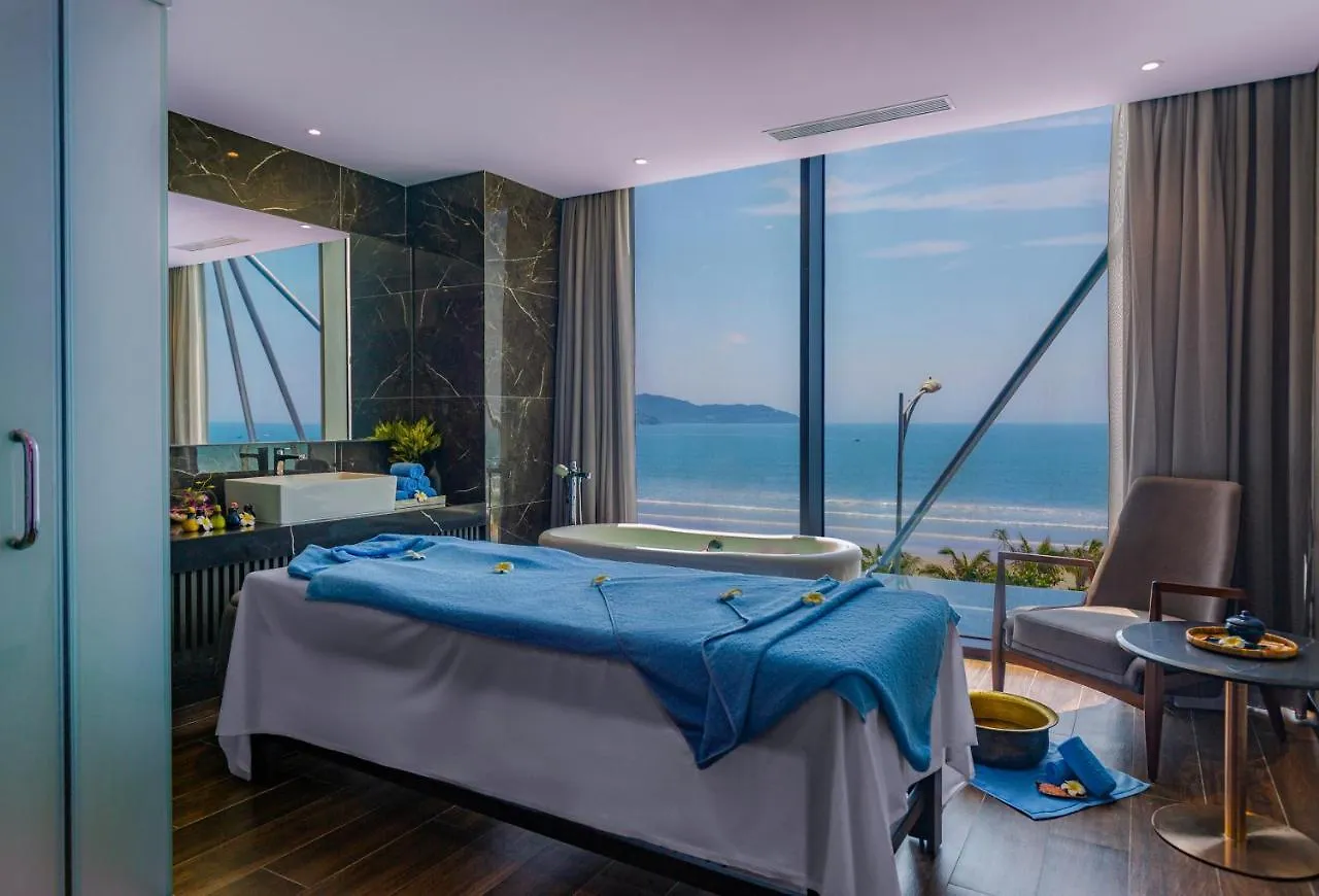 Le Sands Oceanfront Danang Hotel 越南